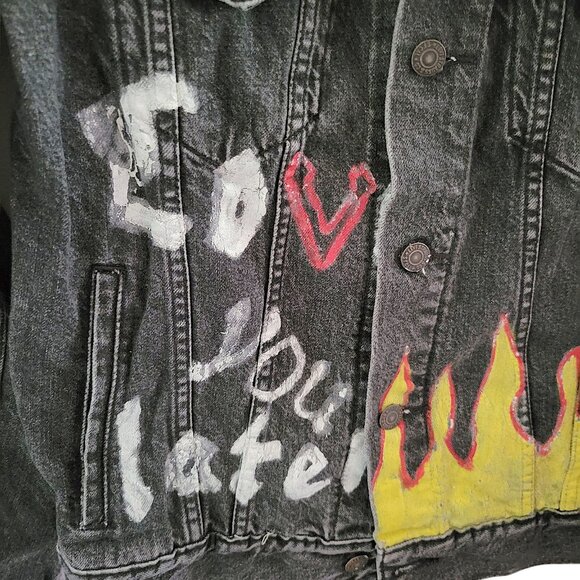 Handpainted Black Denim Levi's Jacket Size S - Picture 4 of 5